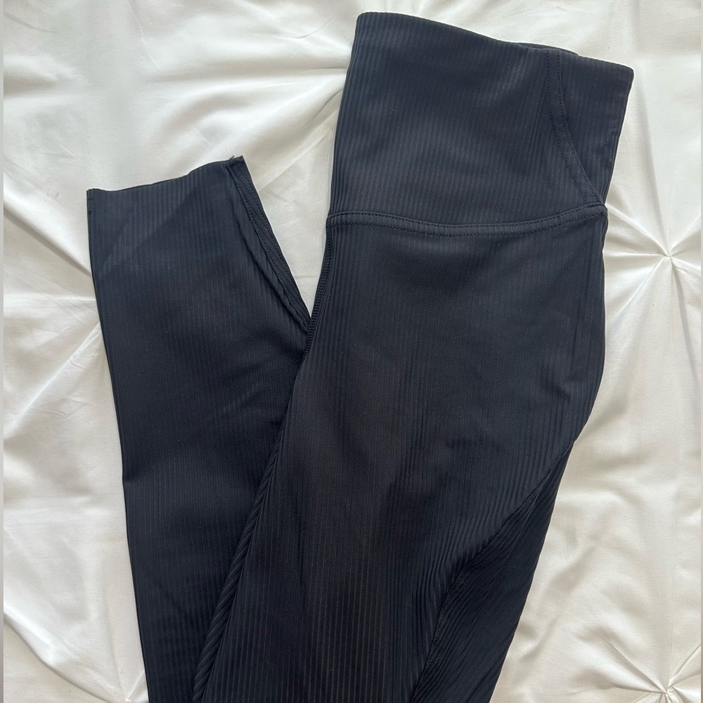 Base Pace 25” Ribbed Lululemon Leggings